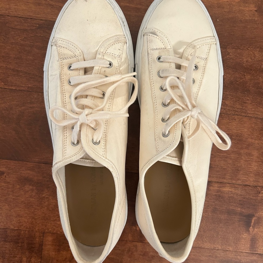 Common Projects Sneakers - Picture 2 of 5